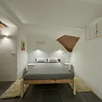 Modern Two-room Behind Ducal Palace Lejlighed