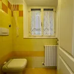 Modern Two-room Behind Ducal Palace Lejlighed *