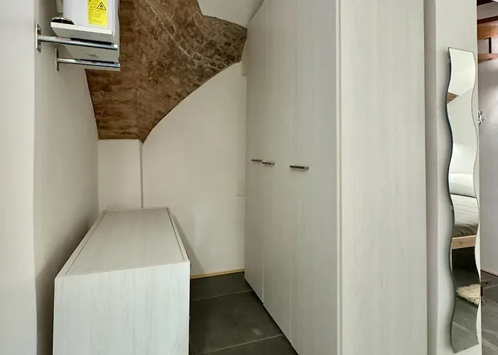 Διαμέρισμα Modern Two-room Behind Ducal Palace *